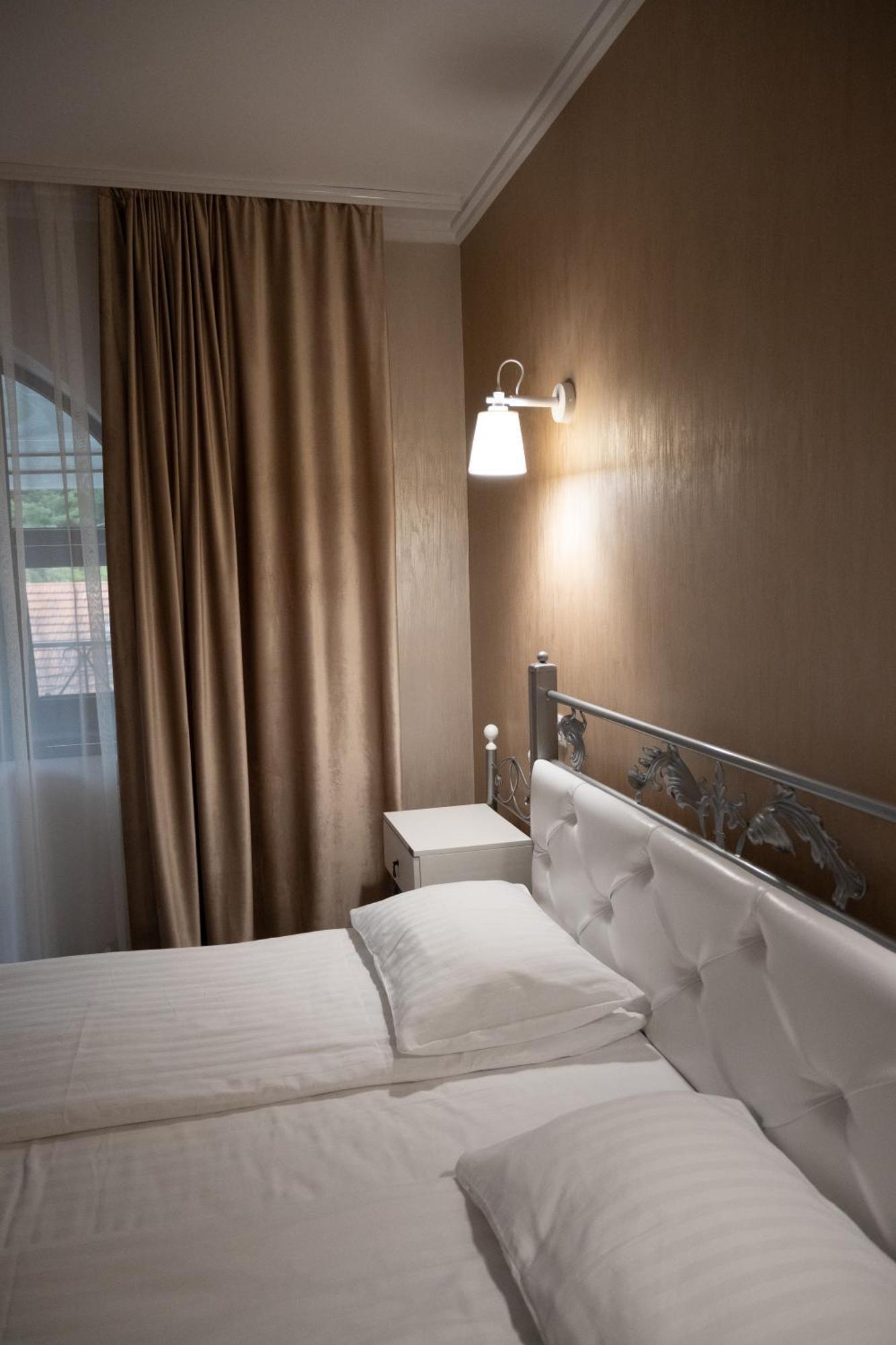 River Stone Hotel Sesori Kültér fotó